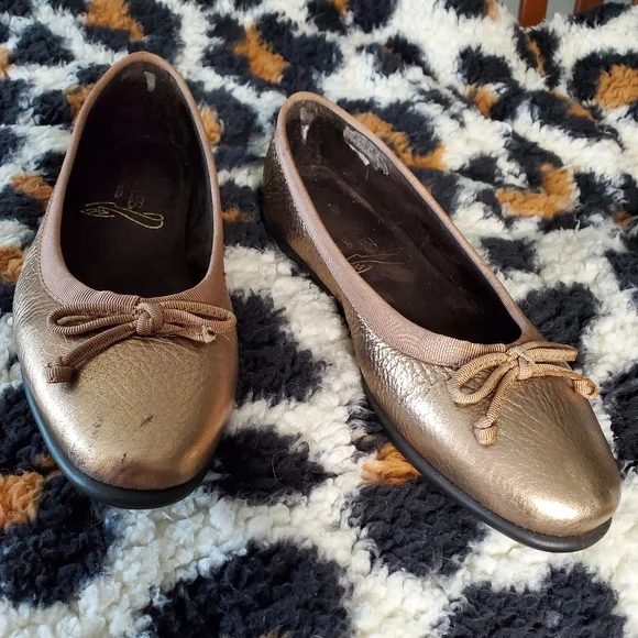 Aerosols Golen Flats - Picture 2 of 9